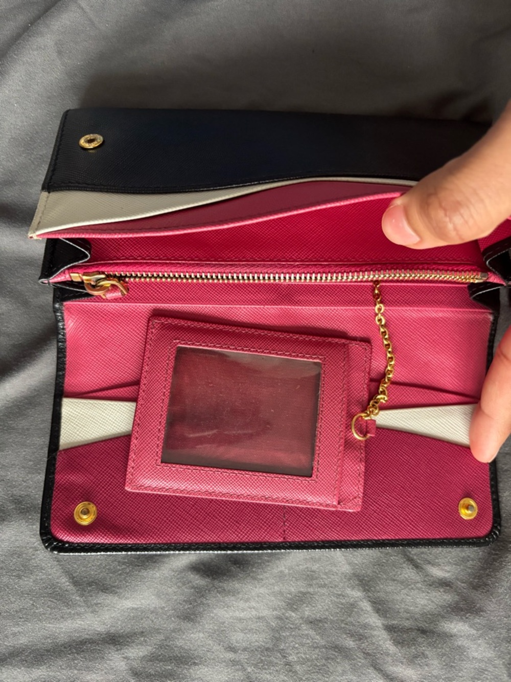 Prada wallet - Picture 4 of 9